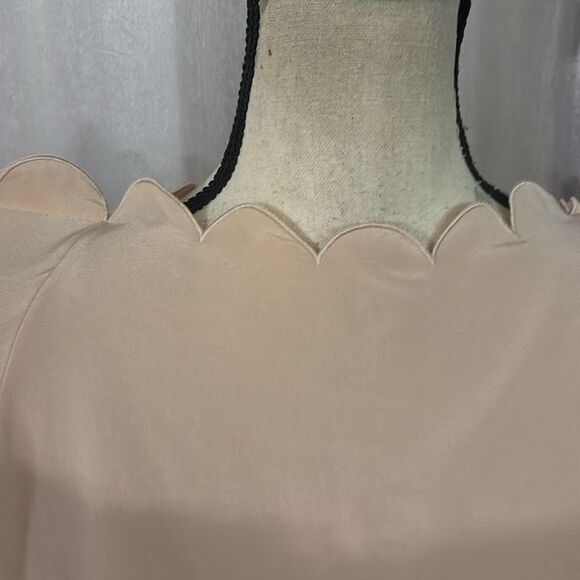 Fendi baby Pink Scalloped Edge Blouse, 100% viscose button, S - Picture 6 of 14